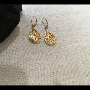18K gold JCM filigree earrings